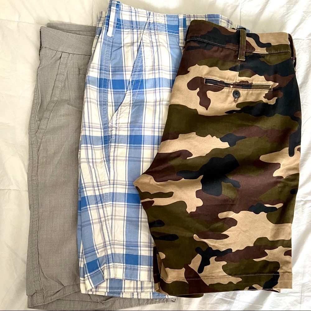 Express Bundle of Men’s Shorts: Size 34 & 38